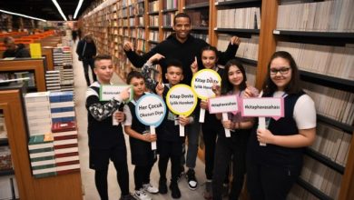 Photo of Mejia çocuklarla buluştu