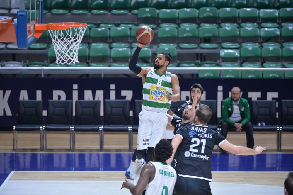 Bursaspor Beşiktaş'ı farklı geçti! 98-87 | Bursabasket.net