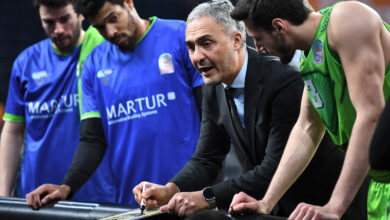 Photo of Hakan Demir “Anadolu Efes’e kolay atış şansı verdik”