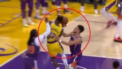 Photo of Phoenix’te Booker ve Crawder diskalifiye edildi!