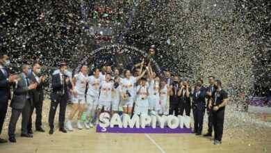 Photo of Bursa Büyükşehir Belediyespor kupasını aldı