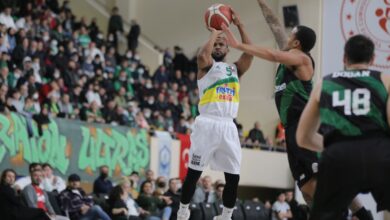 Photo of Frutti Extra Bursaspor 83-81 Darüşşafaka