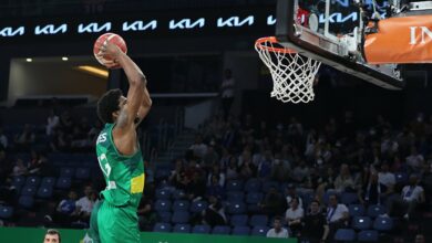 Photo of Hayes “Dünya üzerindeki en çılgın taraftarlara sahibiz”