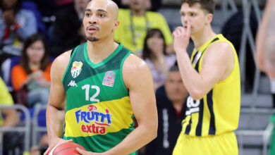 Photo of Andrew Andrews’tan Bursaspor’a veda