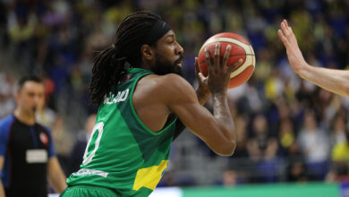 Photo of John Holland kalıyor mu?